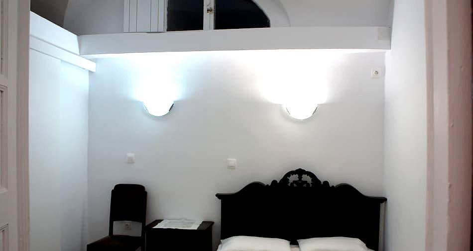 Marcos Rooms